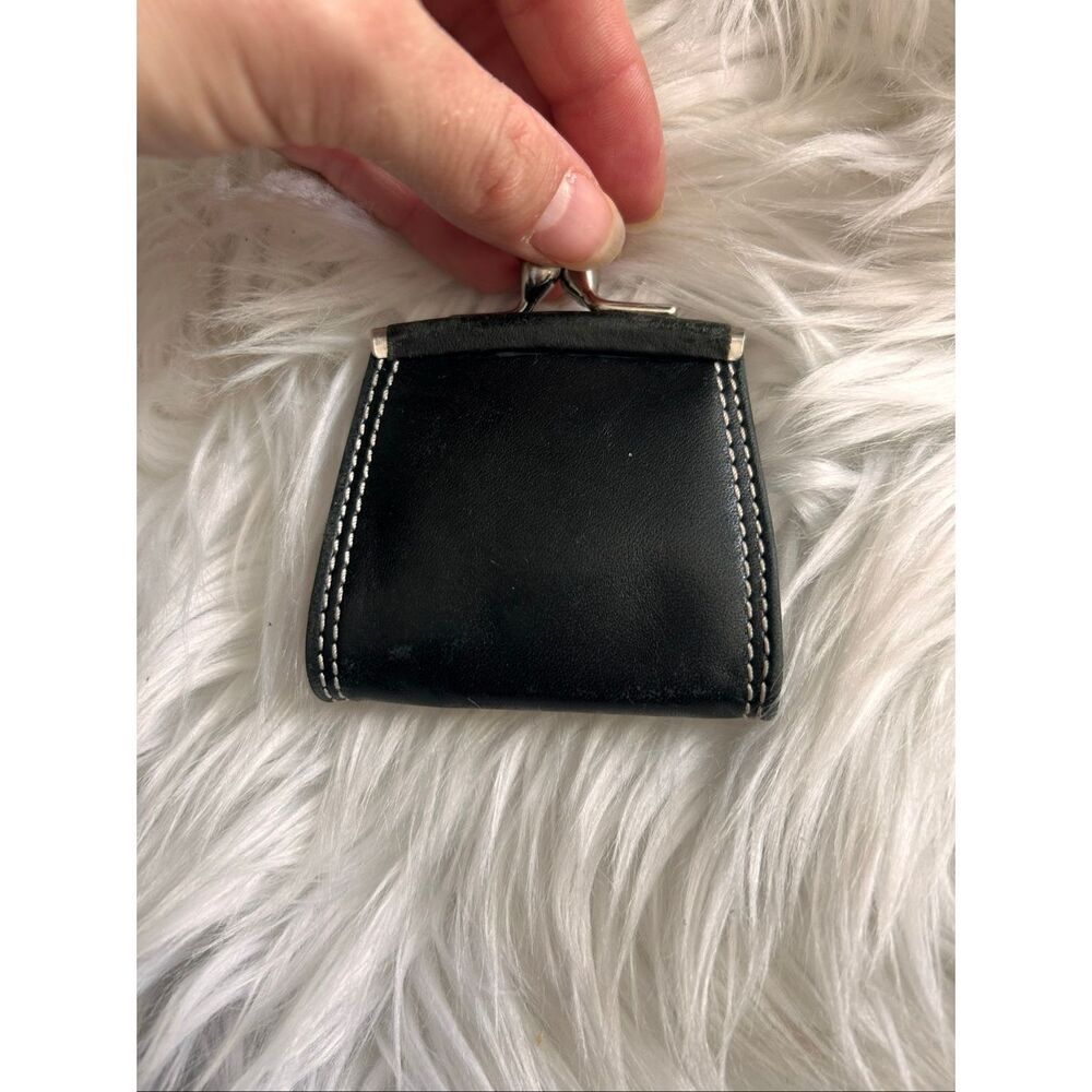Fossil Smooth Black Leather Kiss Lock Coin Change Purse Keychain 3" Silver Tone - Picture 3 of 4
